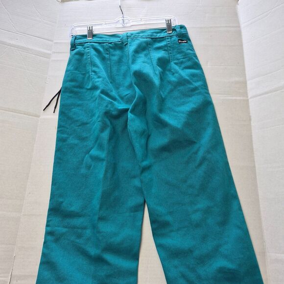 Wrangler Green Pants for any women Size 11, 100% Cotton with a Design on Pockets - Picture 5 of 7